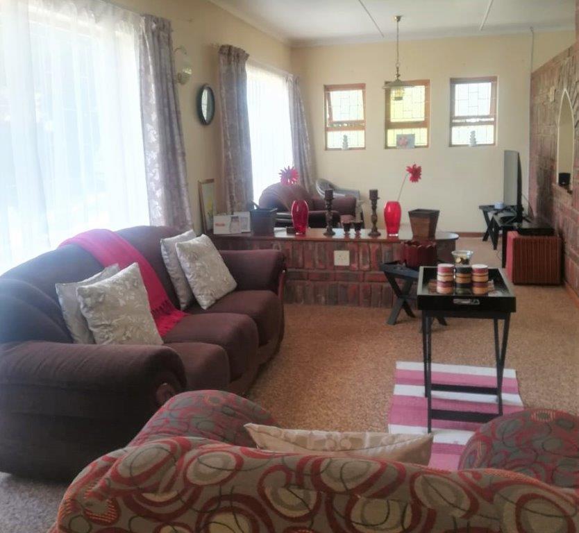 3 Bedroom Property for Sale in Amalinda Eastern Cape